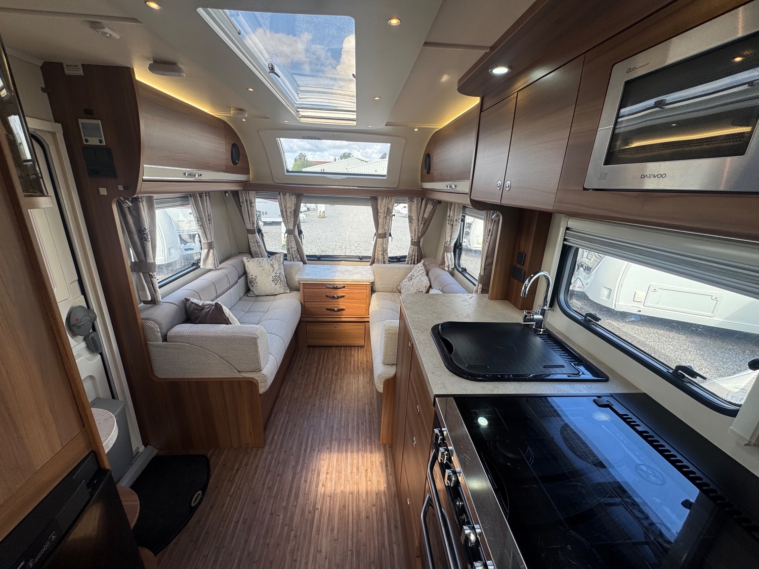 Elddis Affinity 574 2016 - Motorhomes & Caravans in Thirsk