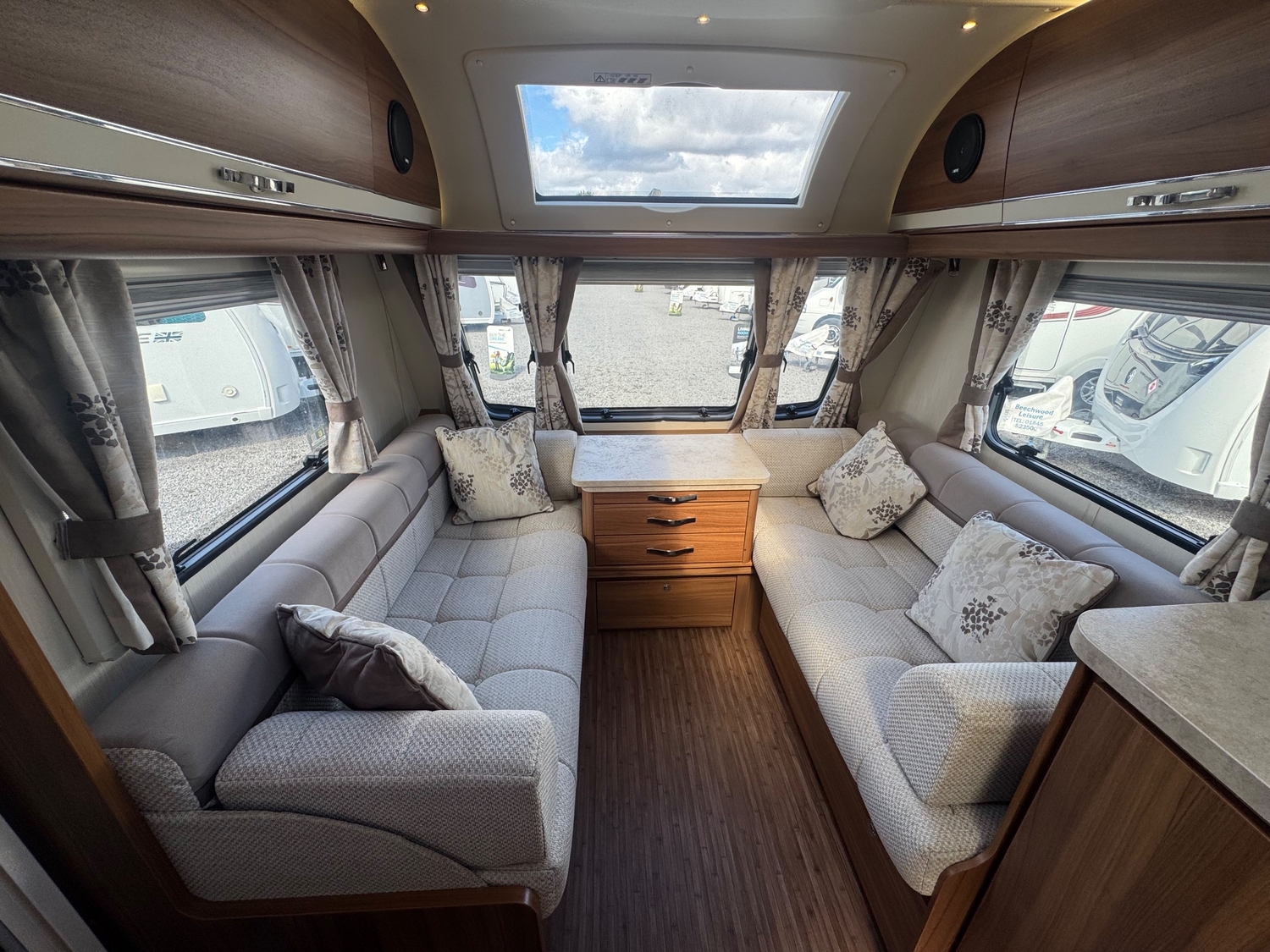 Elddis Affinity 574 2016 - Motorhomes & Caravans