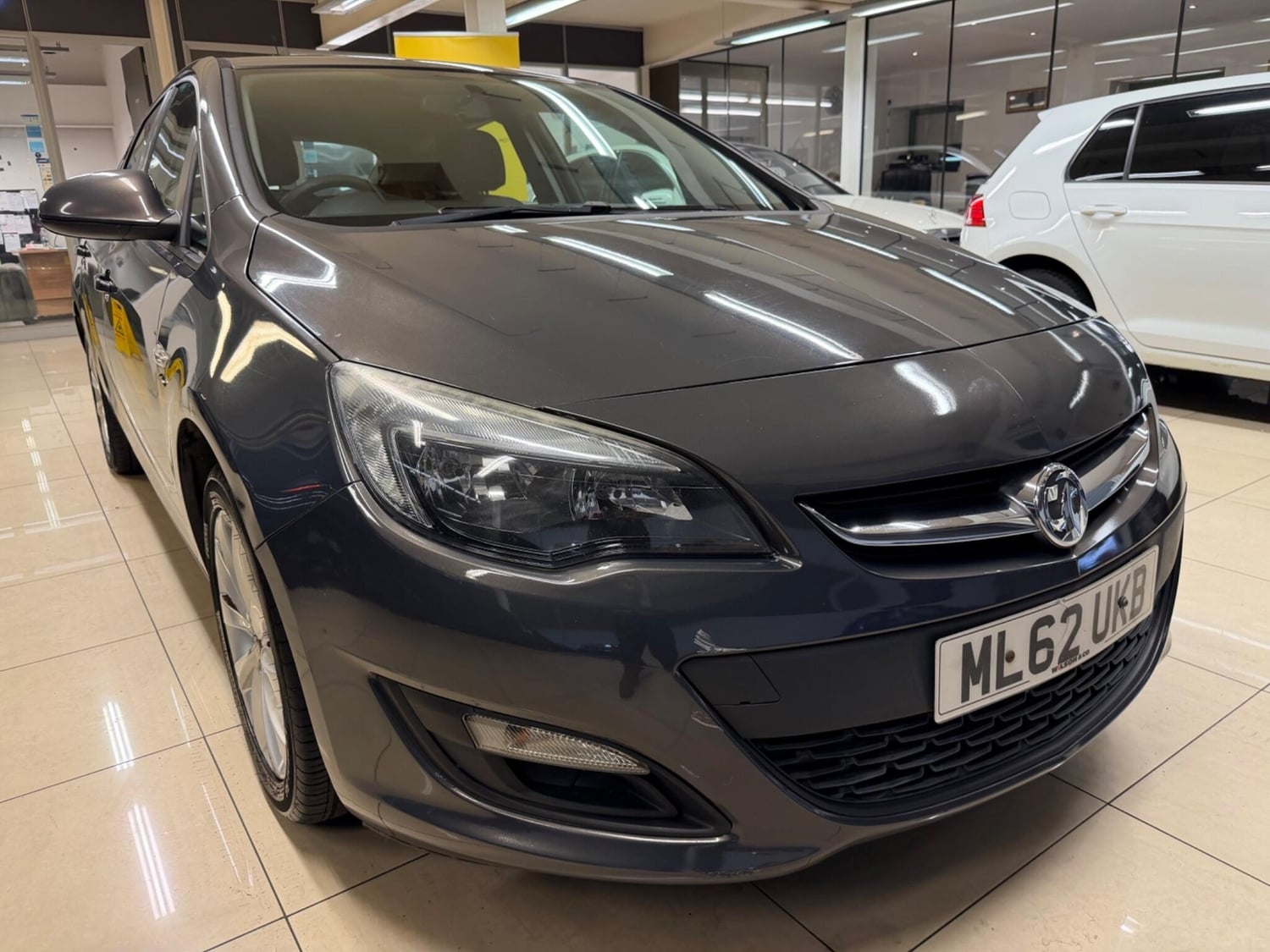 Vauxhall Astra 2012 in Rotherham