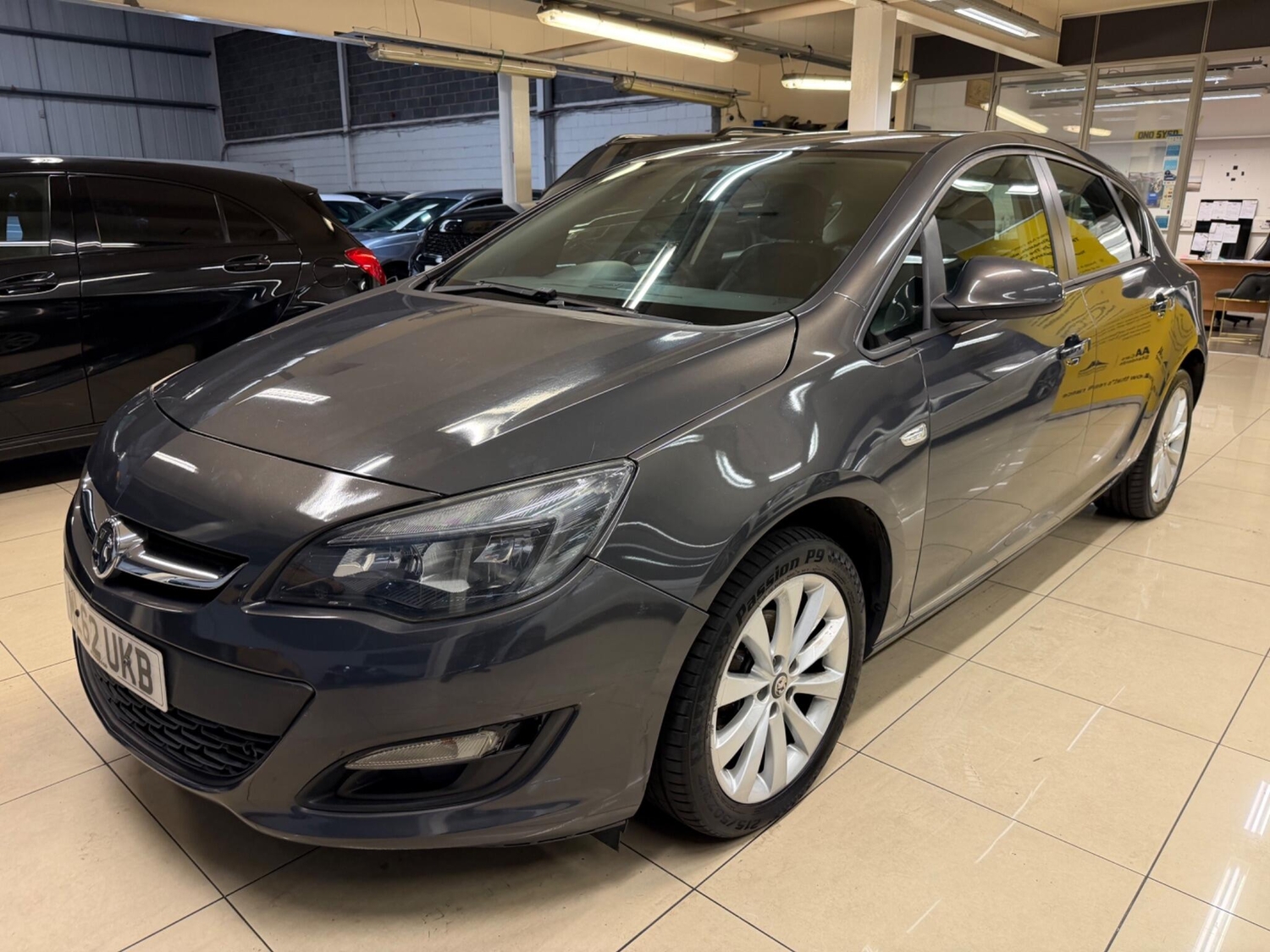 Vauxhall Astra 2012 - Cars in Rotherham