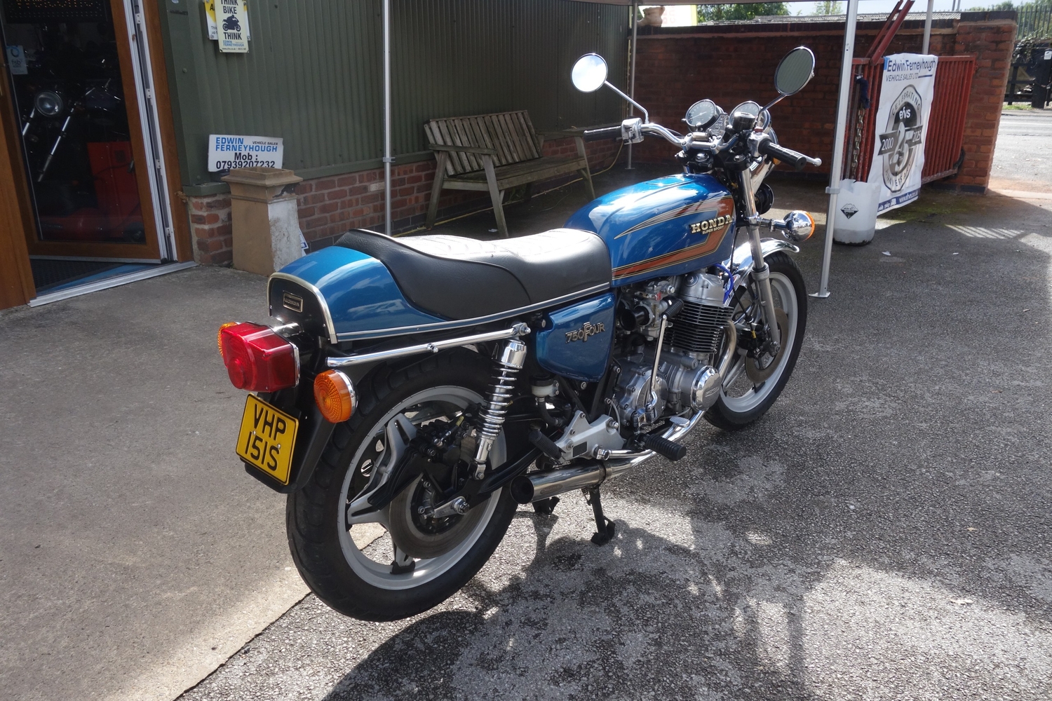 [ berth ]Honda CB750