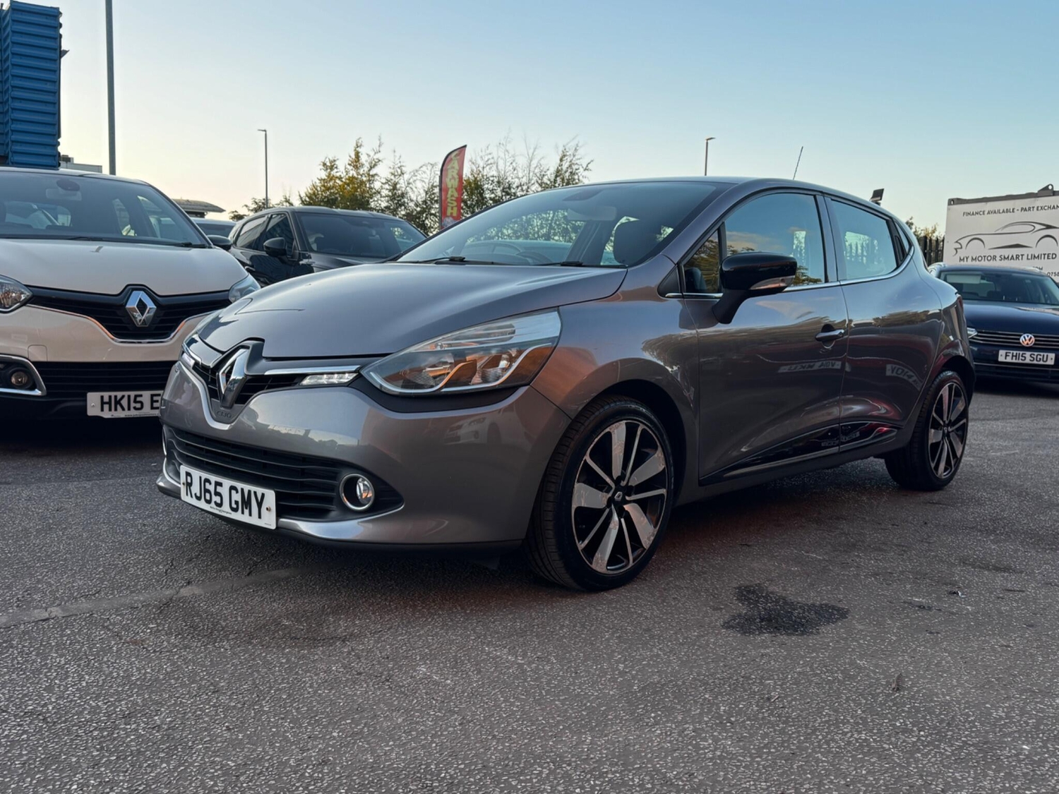 Renault Clio Leeds