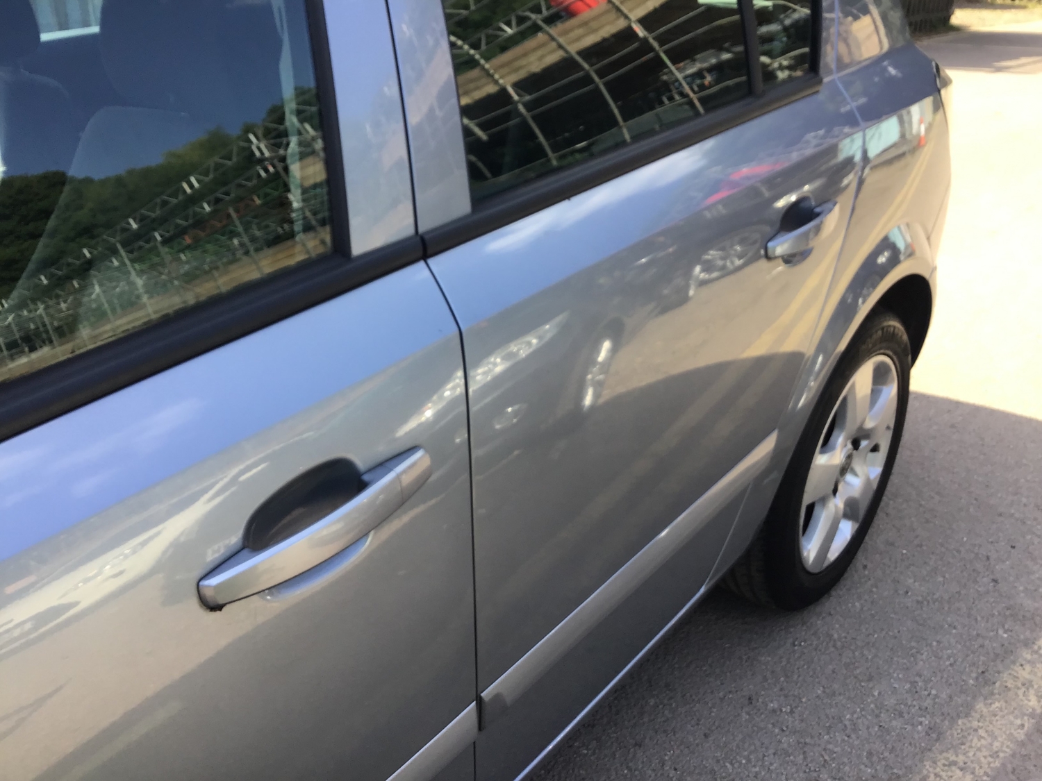 [ berth ]Vauxhall Astra