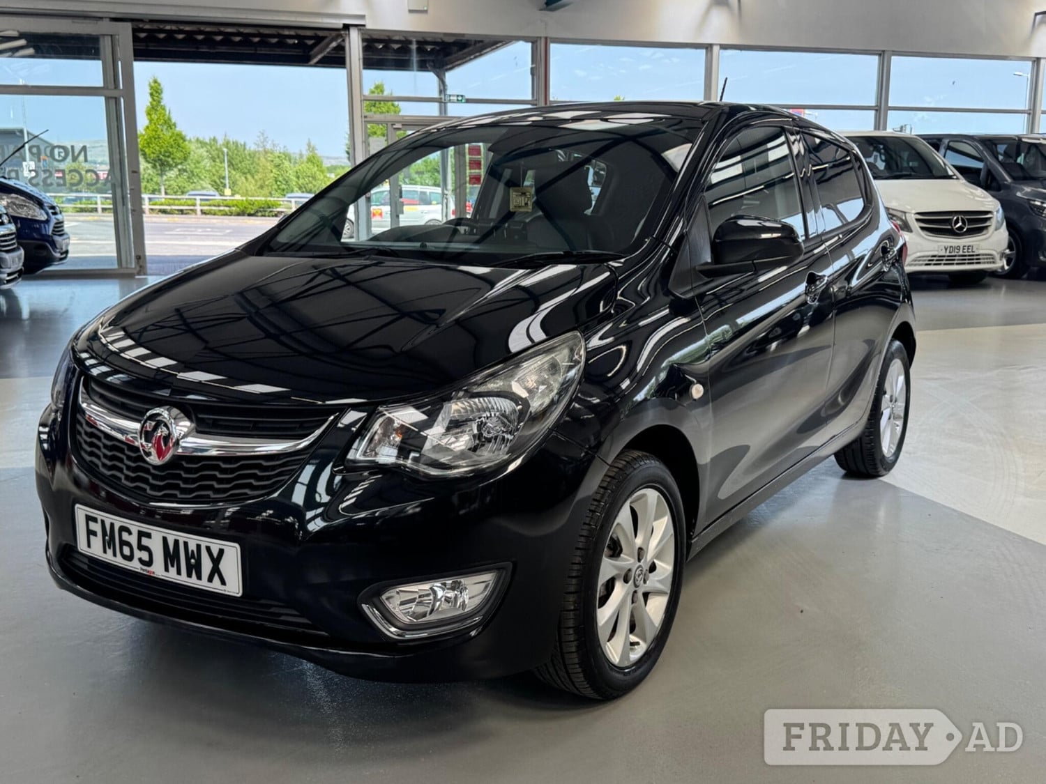 Vauxhall Viva 2016 in Bolton