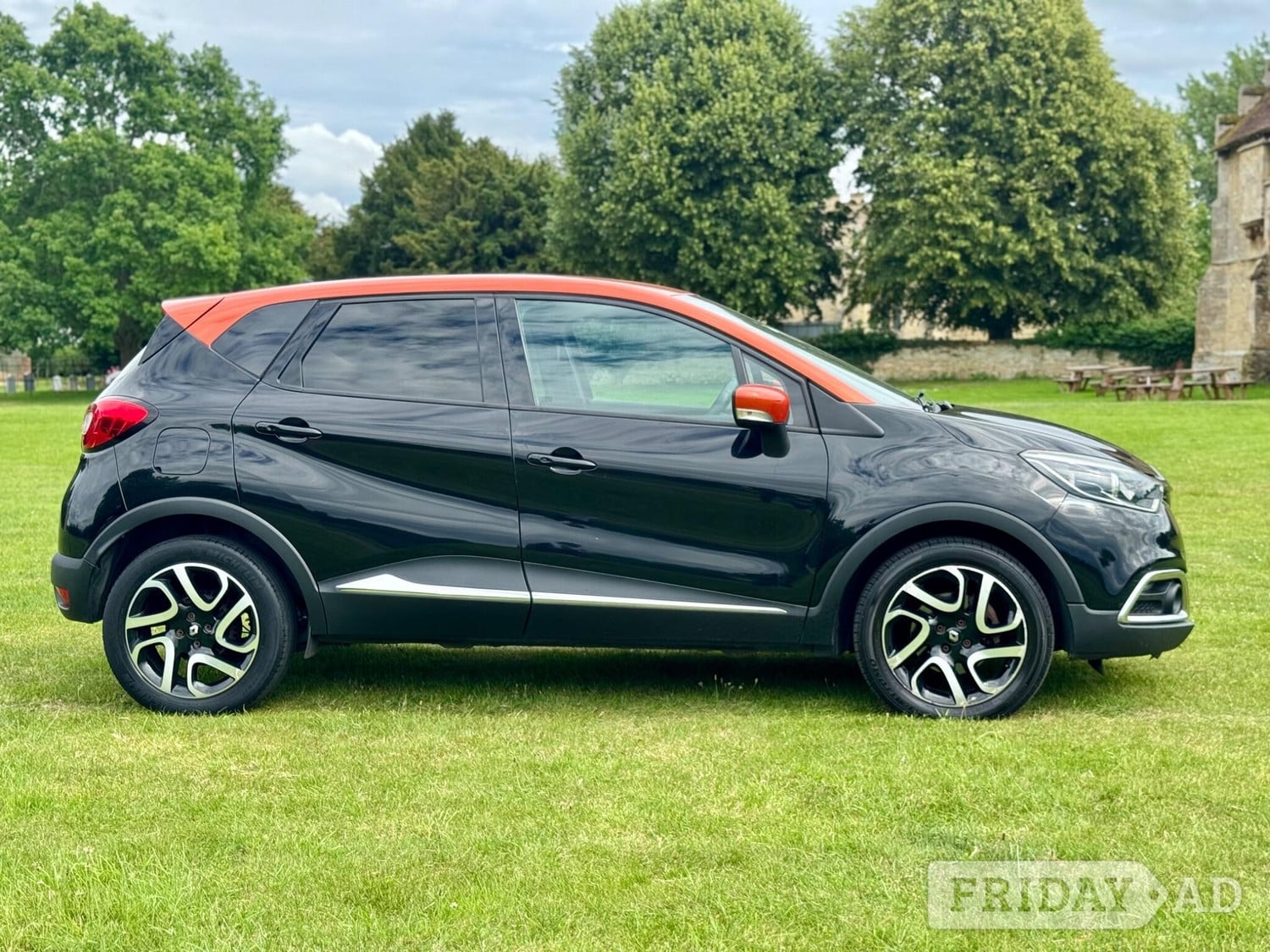 [ berth ]Renault Captur