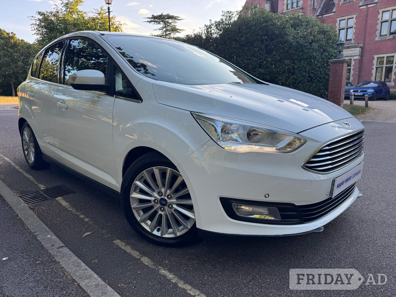 Ford C-MAX 2016 in Horsham
