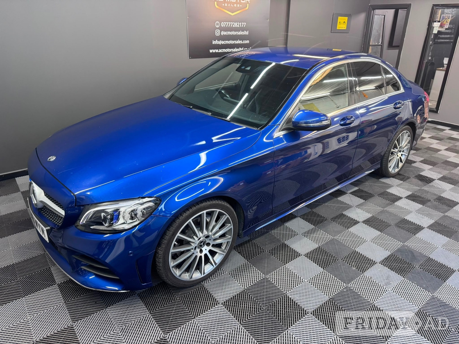 Mercedes-Benz C Class 2019 - Cars