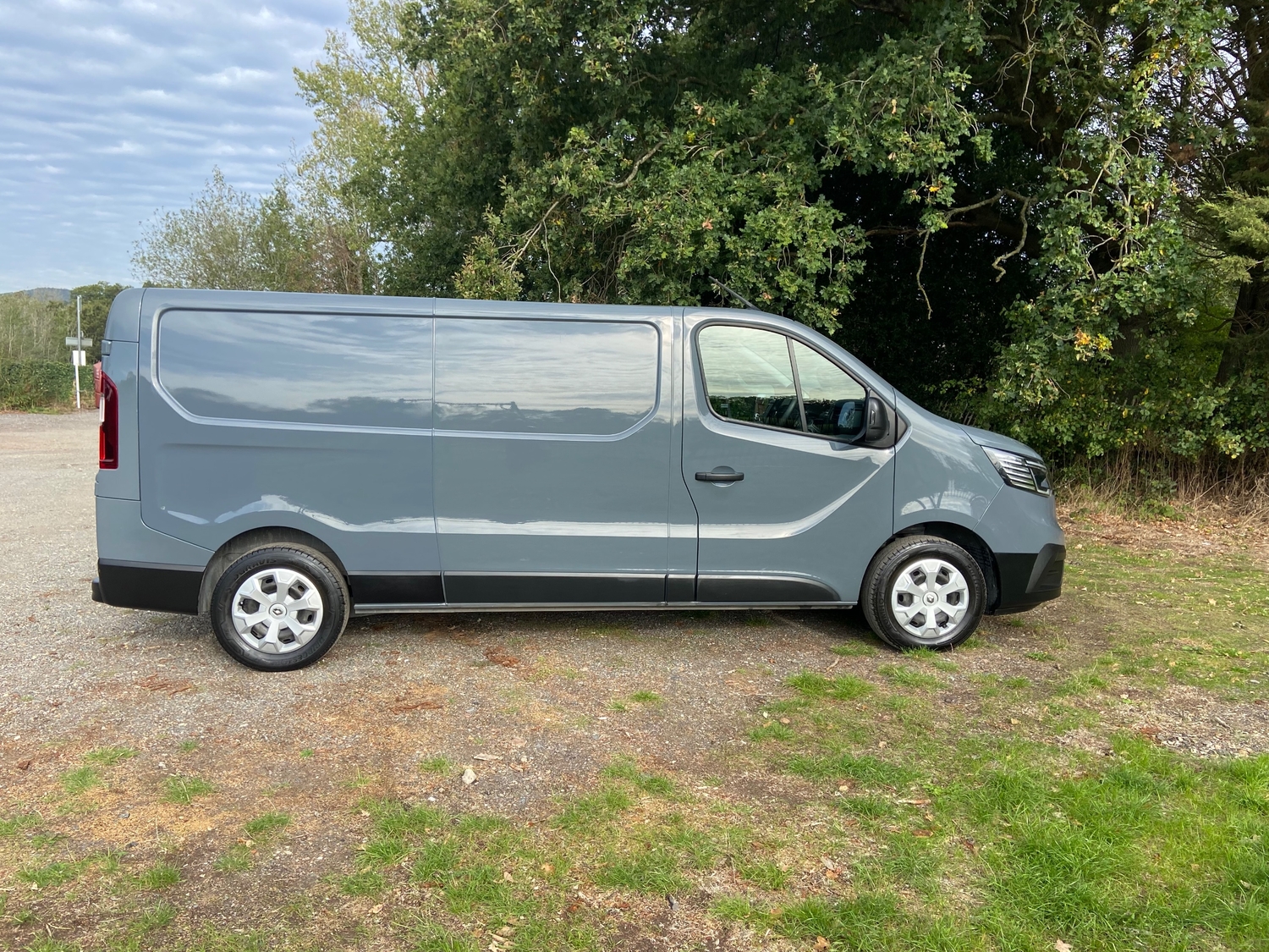 [ berth ]Renault Trafic