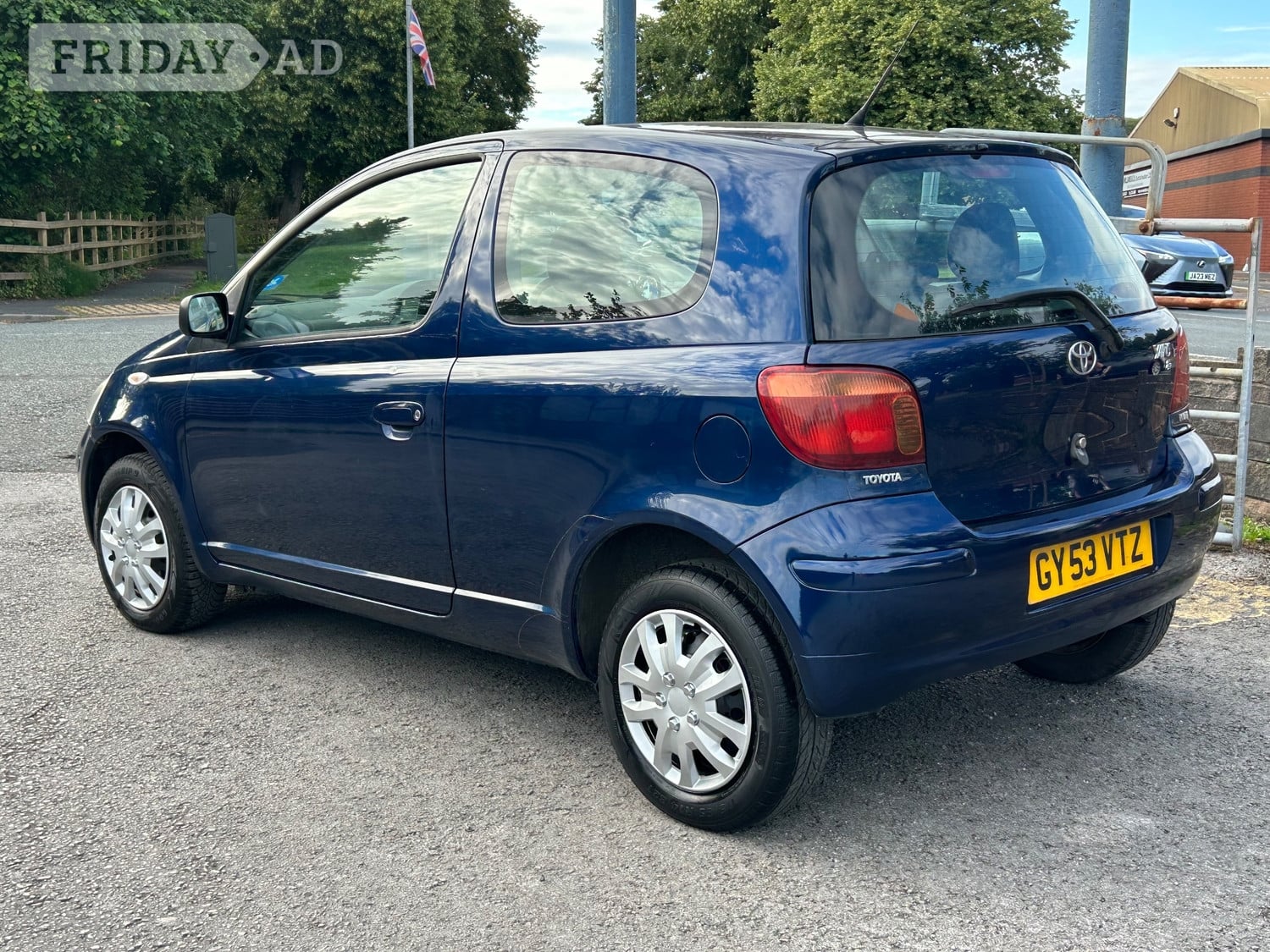 Toyota Yaris 2003 - Cars in Manchester