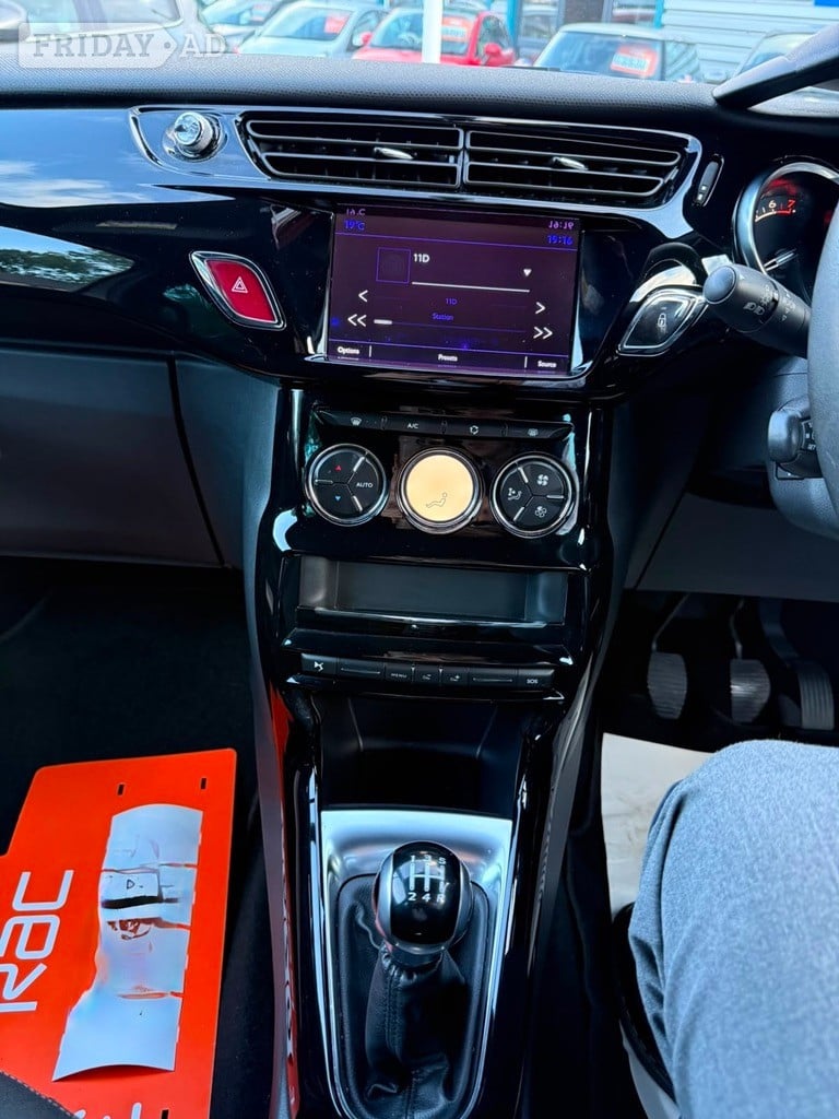 DS DS 3 2017 - Cars