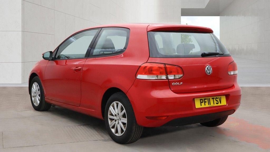 Volkswagen Golf 2011 - Cars