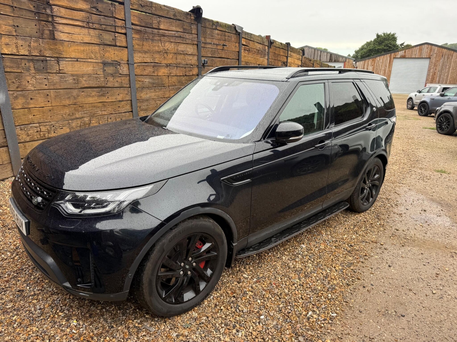 [ berth ]Land Rover Discovery