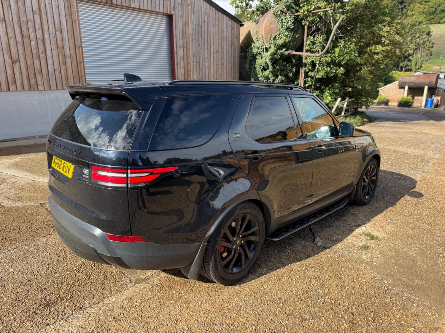 Land Rover Discovery 2019 - Vans & Commercial Vehicles