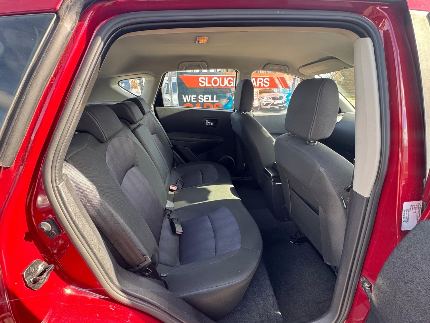 Nissan Qashqai 2012 - Cars