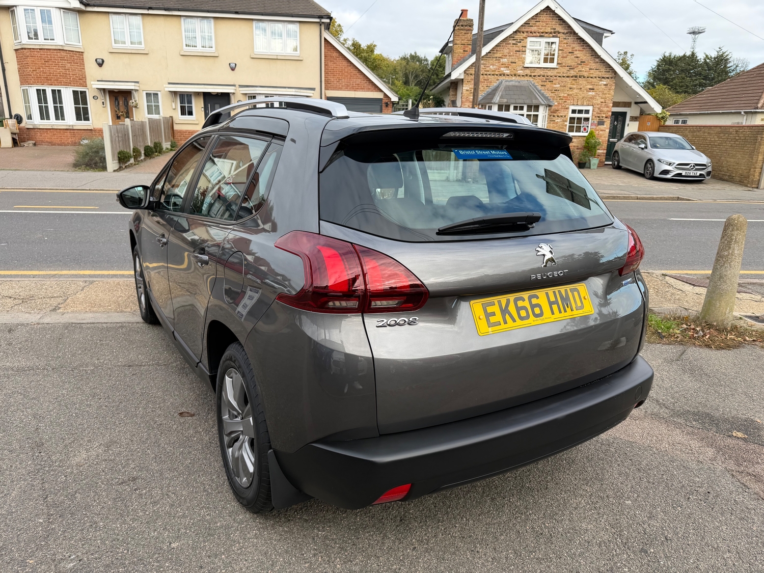 Peugeot 2008 2016 - Cars in Havering