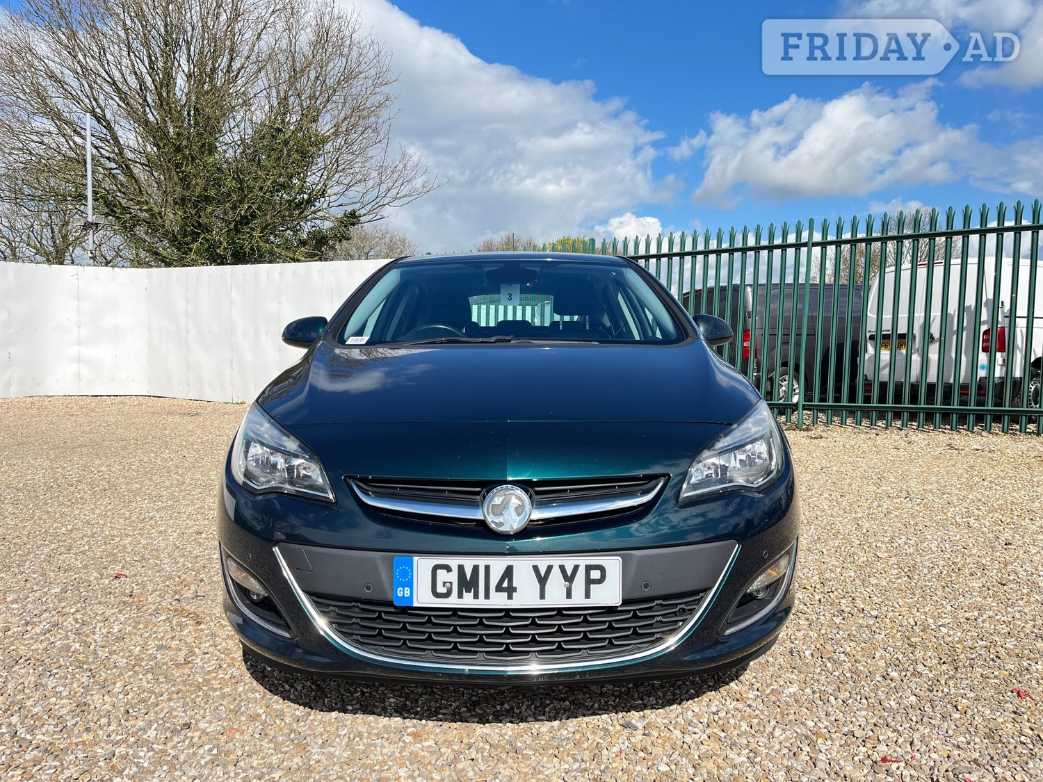 [ berth ]Vauxhall Astra