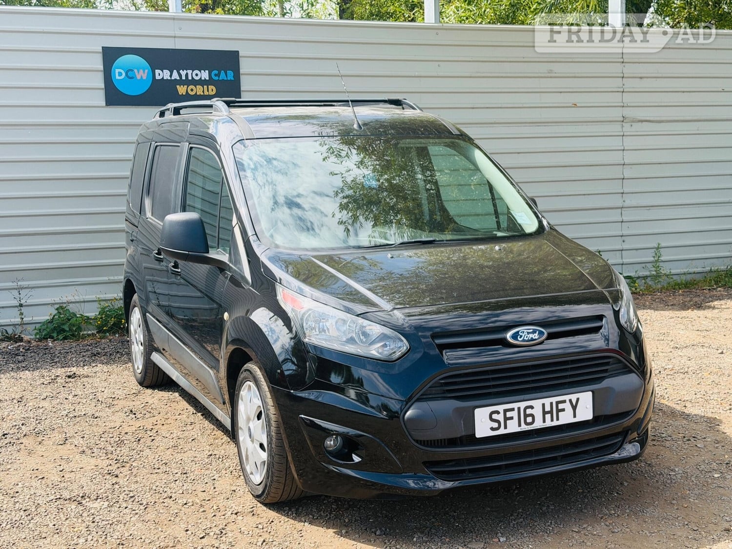 Ford Tourneo Connect 2016 in Hillingdon