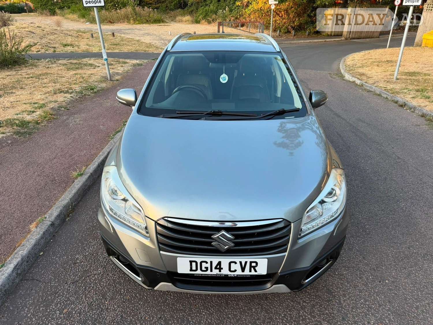 Suzuki SX4 2014 - Cars in Hayes