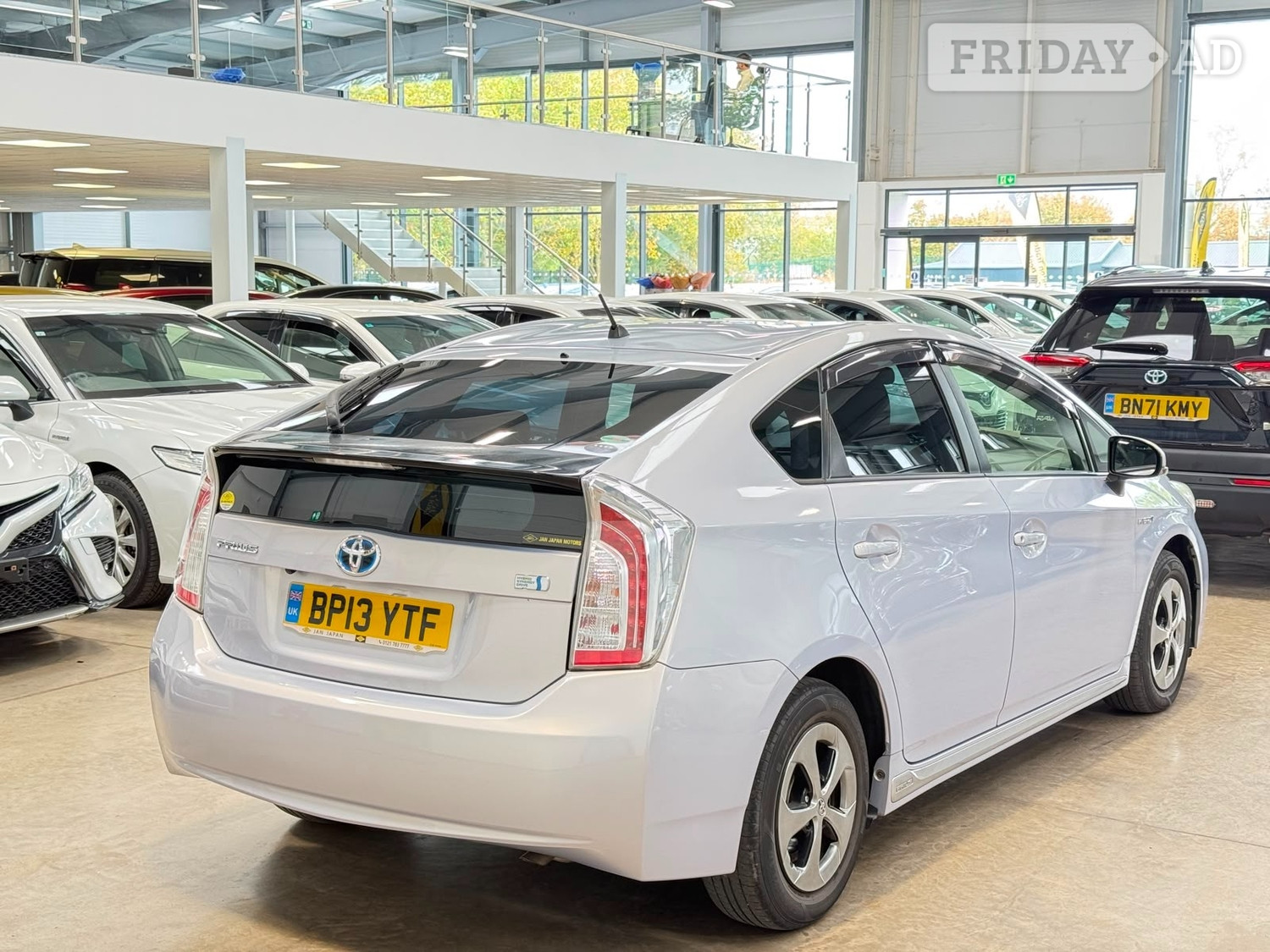 [ berth ]Toyota Prius