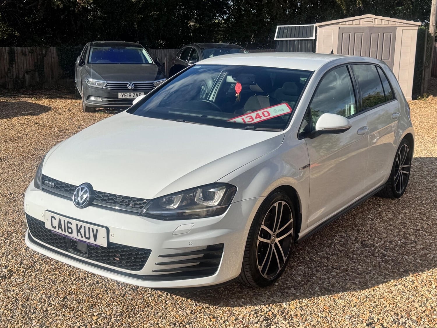 [ berth ]Volkswagen Golf