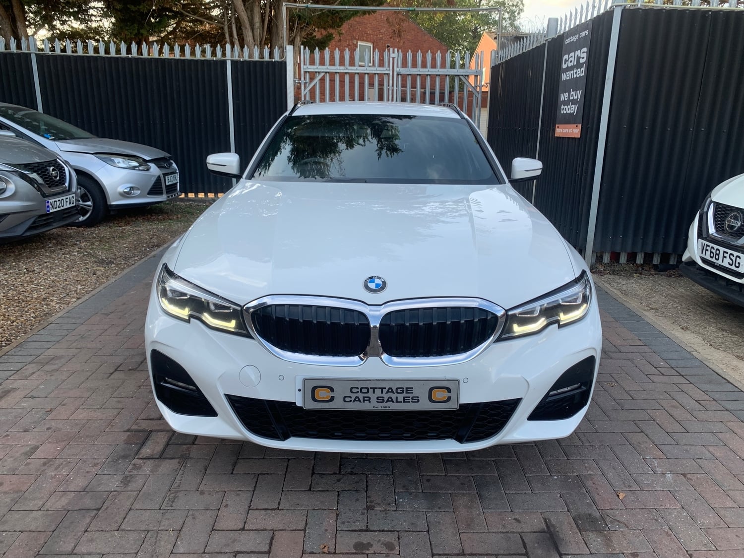 BMW 3 Series 2019 - Cars