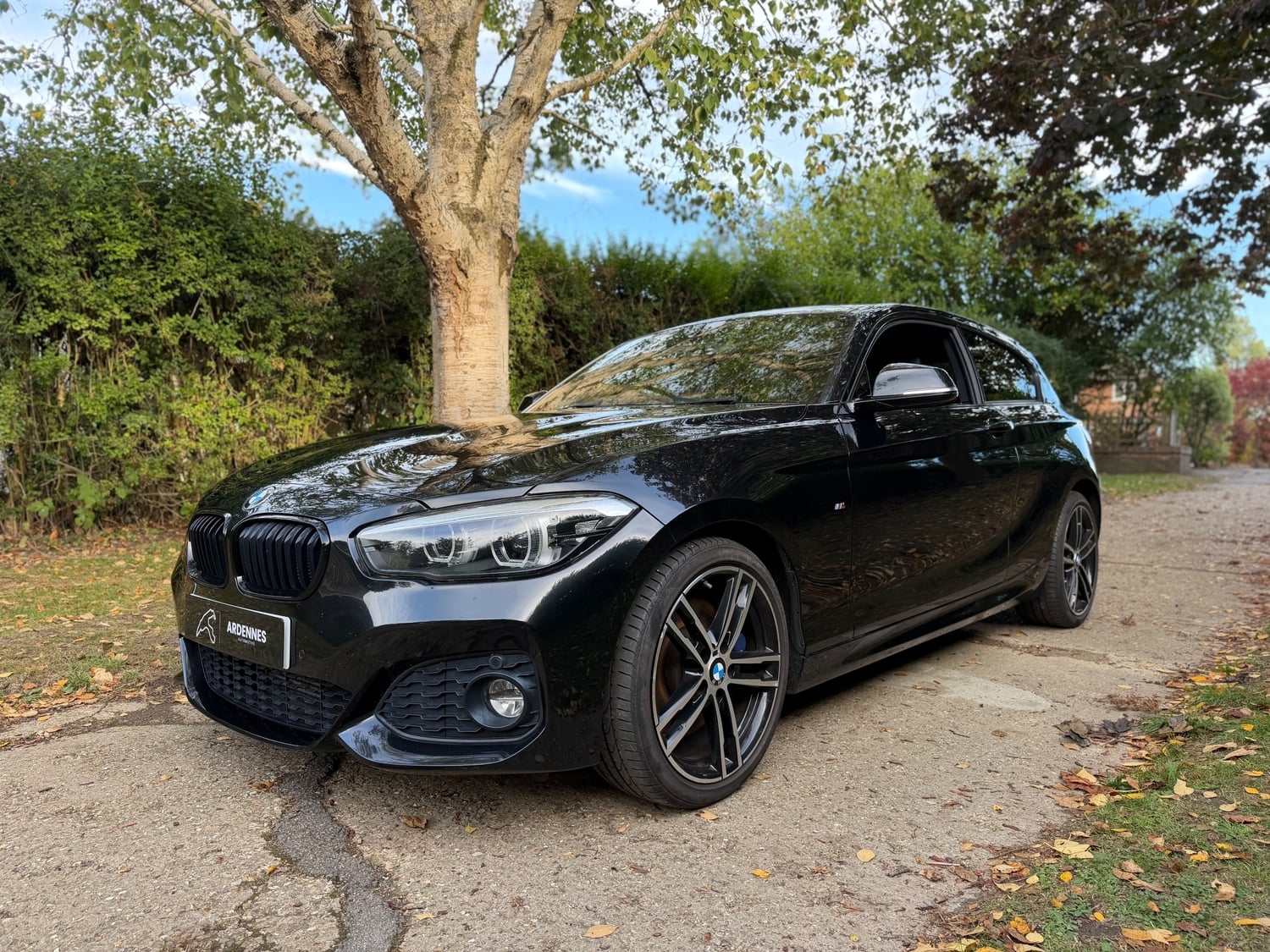 BMW 1 Series 2018 - Cars