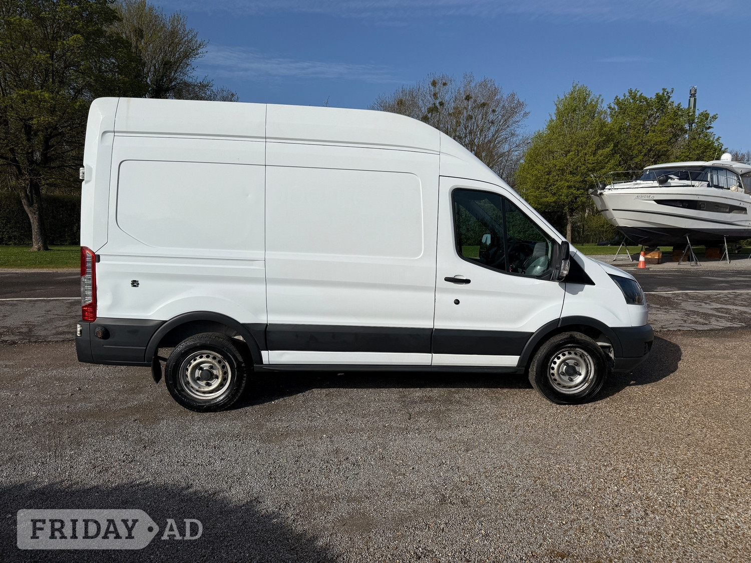 [ berth ]Ford Transit
