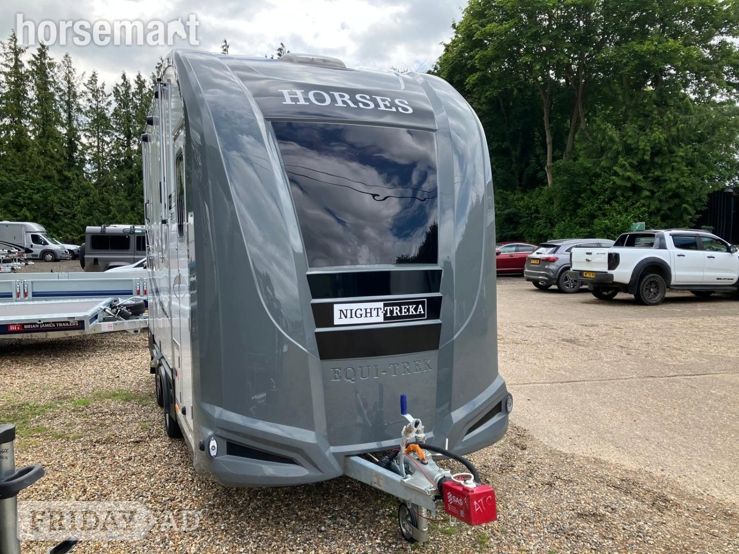 Equi-Trek Night-Treka  Horse Trailer in Bury St. Edmunds