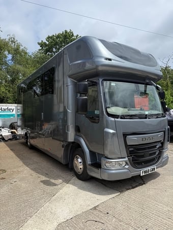 Harley  DAF Horsebox