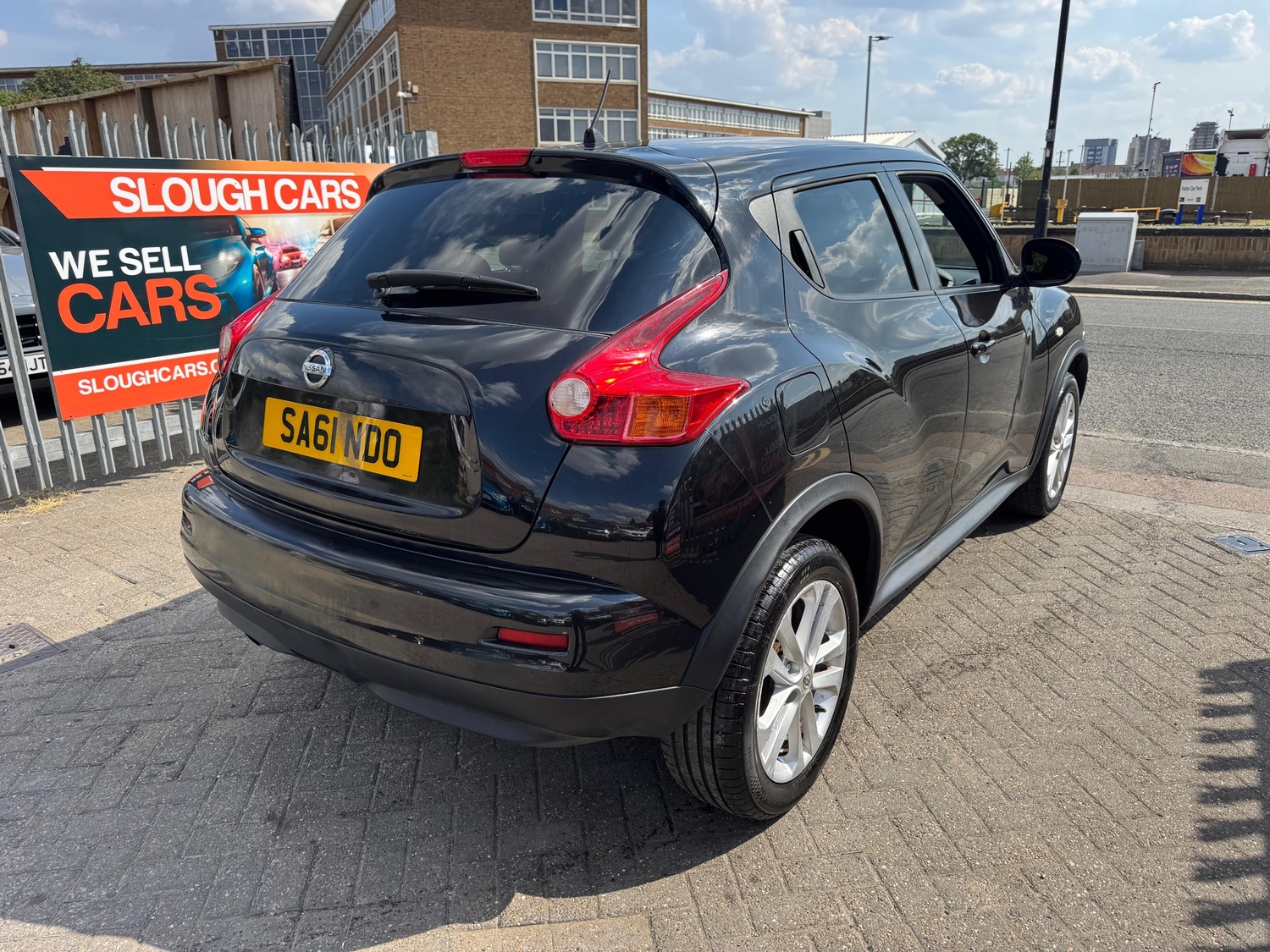 Peugeot 308 2011 - Cars in Slough