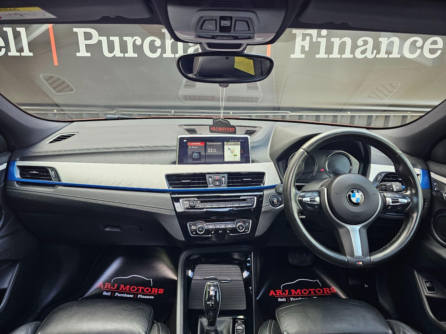 [ berth ]BMW X2