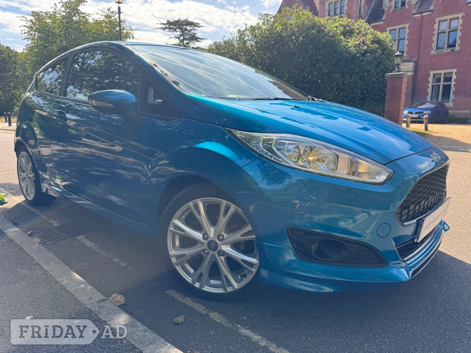 Ford Fiesta 2014 in Horsham