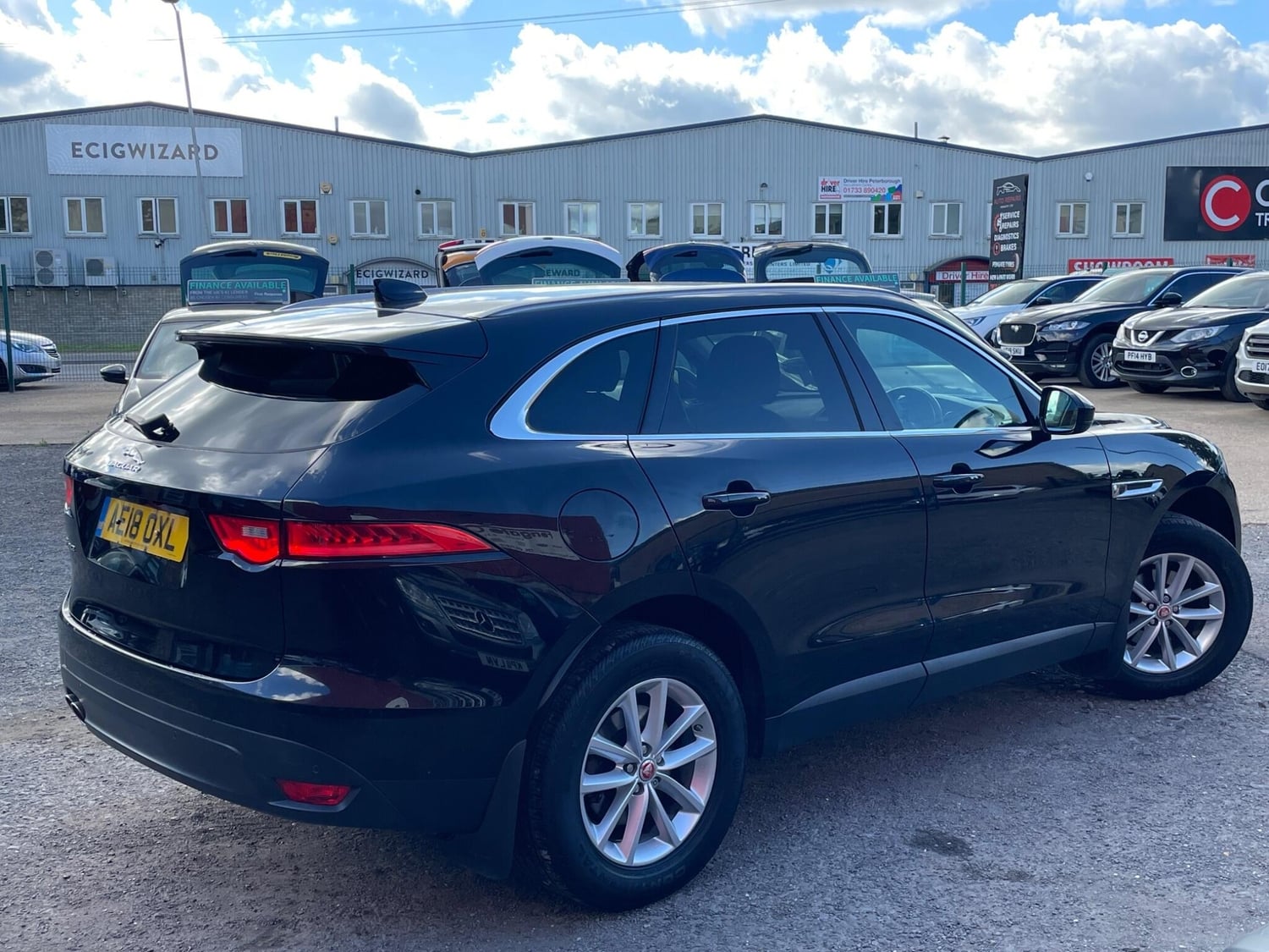 Jaguar F-Pace 2018 - Cars