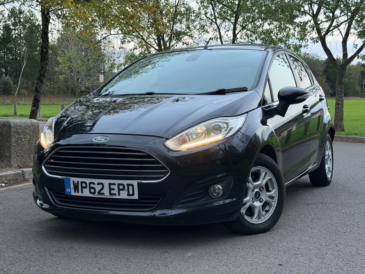 [ berth ]Ford Fiesta