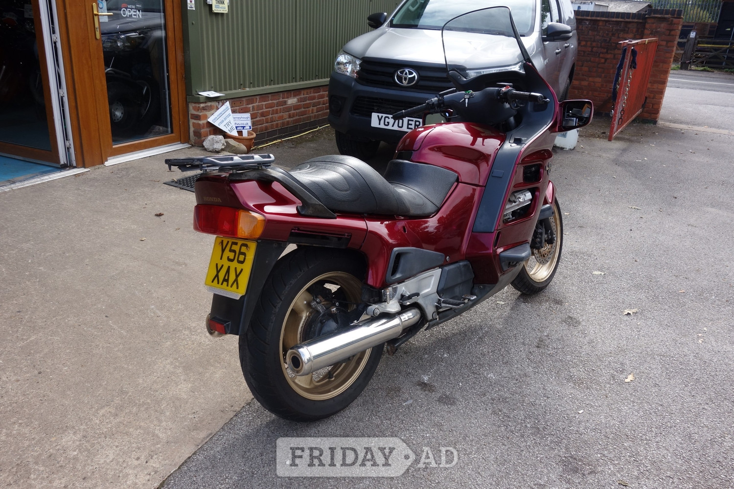 [ berth ]Honda ST1100 Pan European