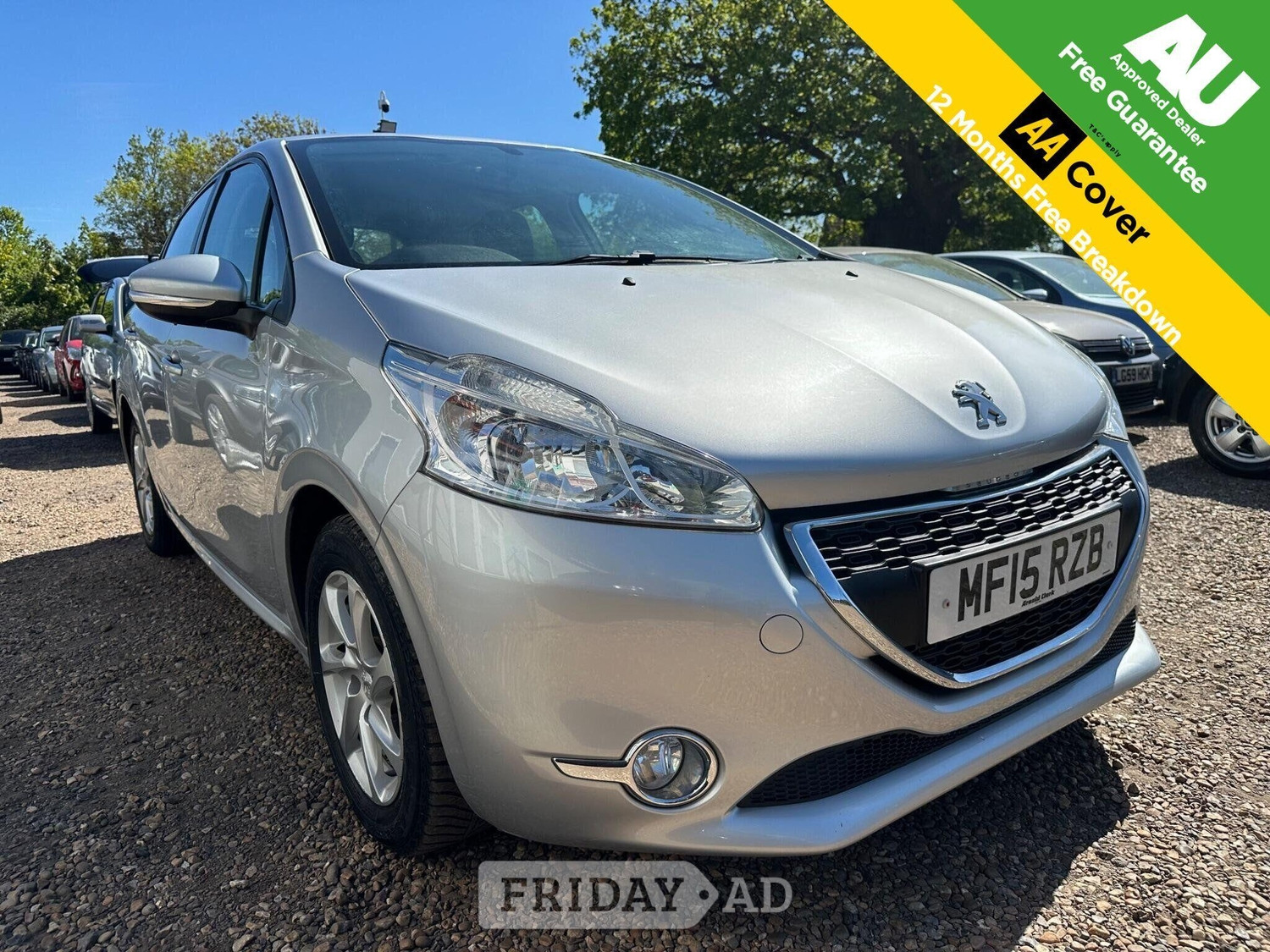 Peugeot 208 2015 in Sunbury-On-Thames