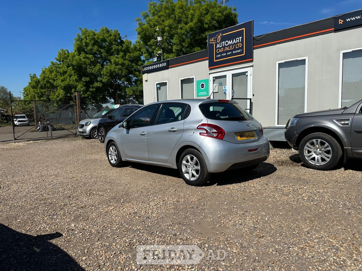 Peugeot 208 2015 - Cars in Sunbury-On-Thames