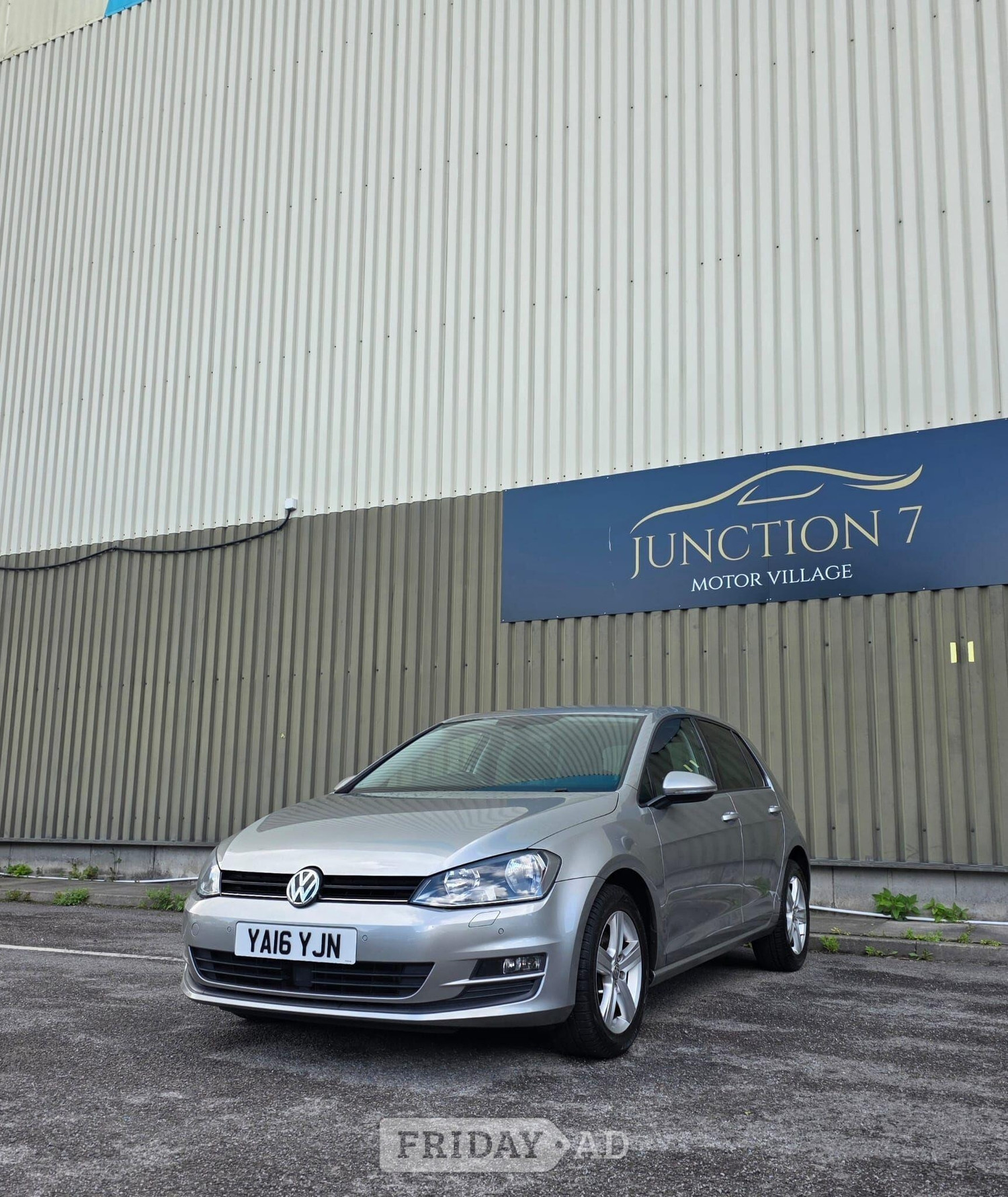 Volkswagen Golf 2016 - Cars