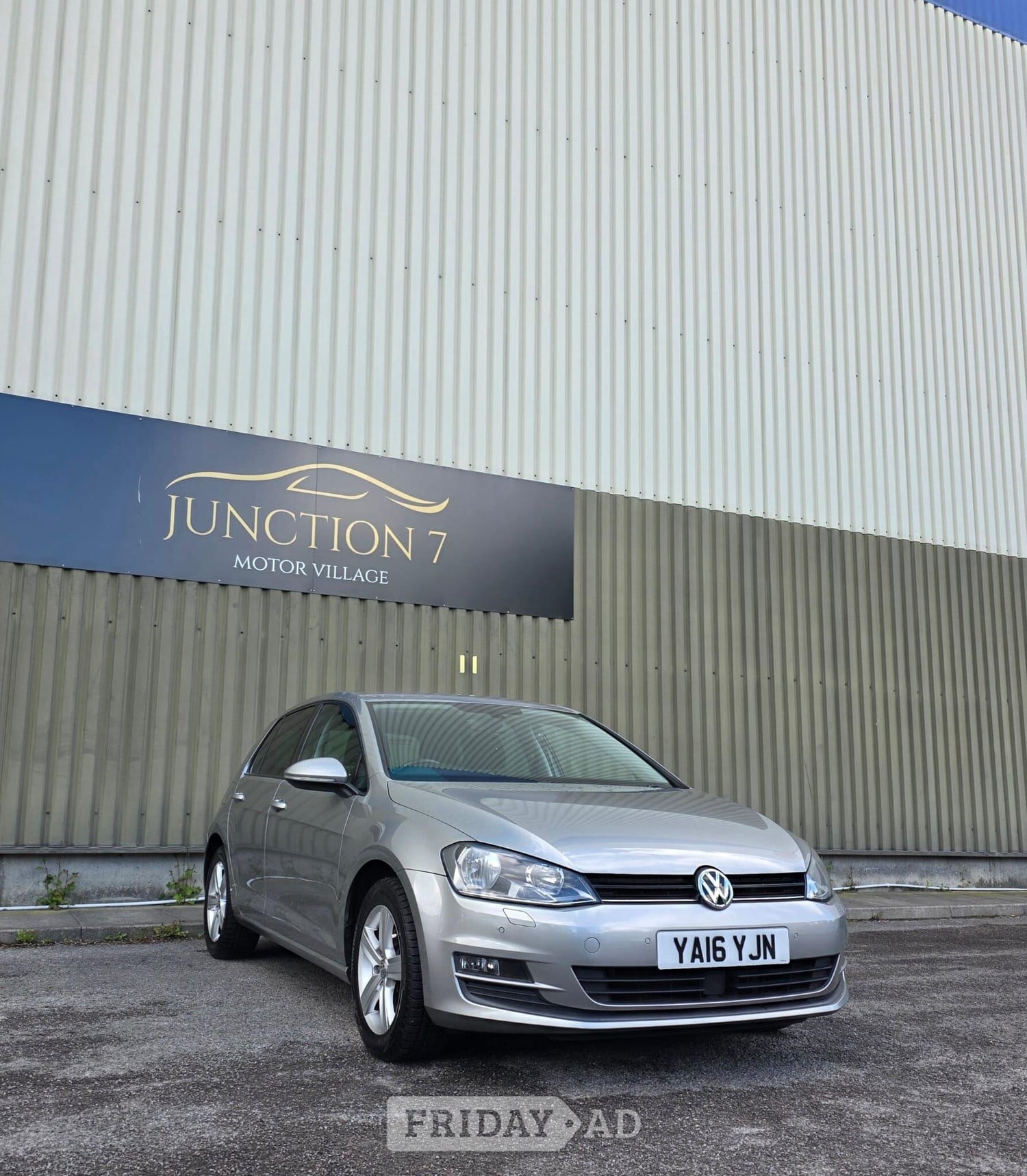 [ berth ]Volkswagen Golf