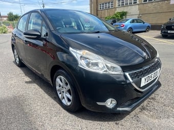 Peugeot 208 2015