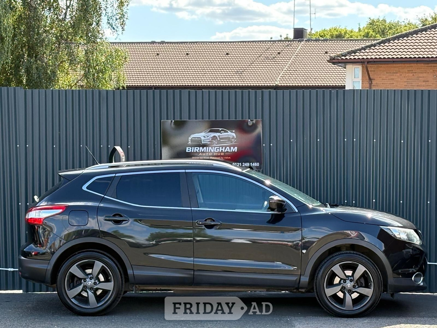 Nissan Qashqai 2015 - Cars