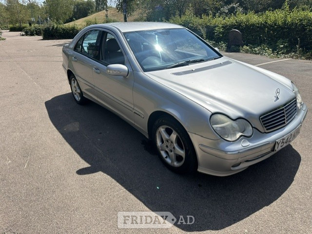 Mercedes-Benz C Class 2001 in Broxbourne