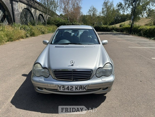 [ berth ]Mercedes-Benz C Class
