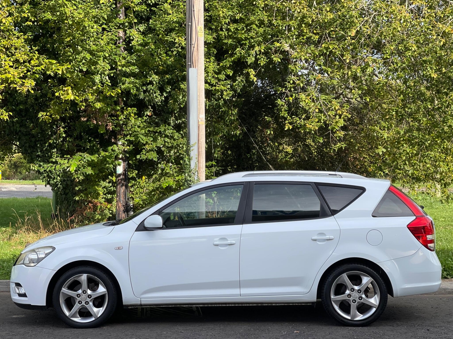 Kia Ceed 2011 - Cars in Winchester