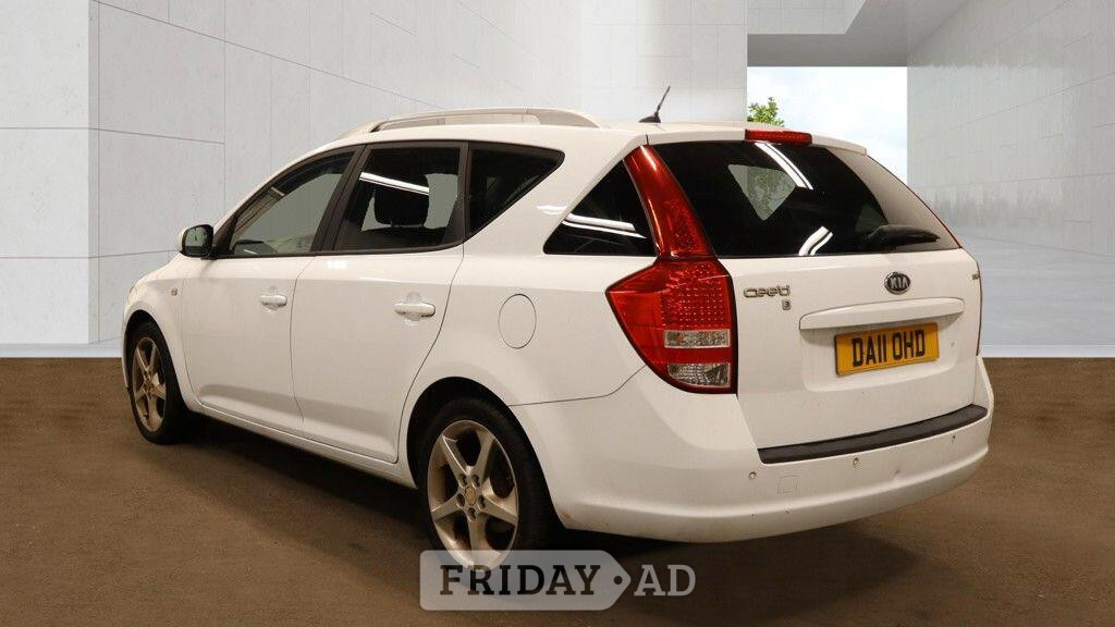 Kia Ceed 2011 - Cars