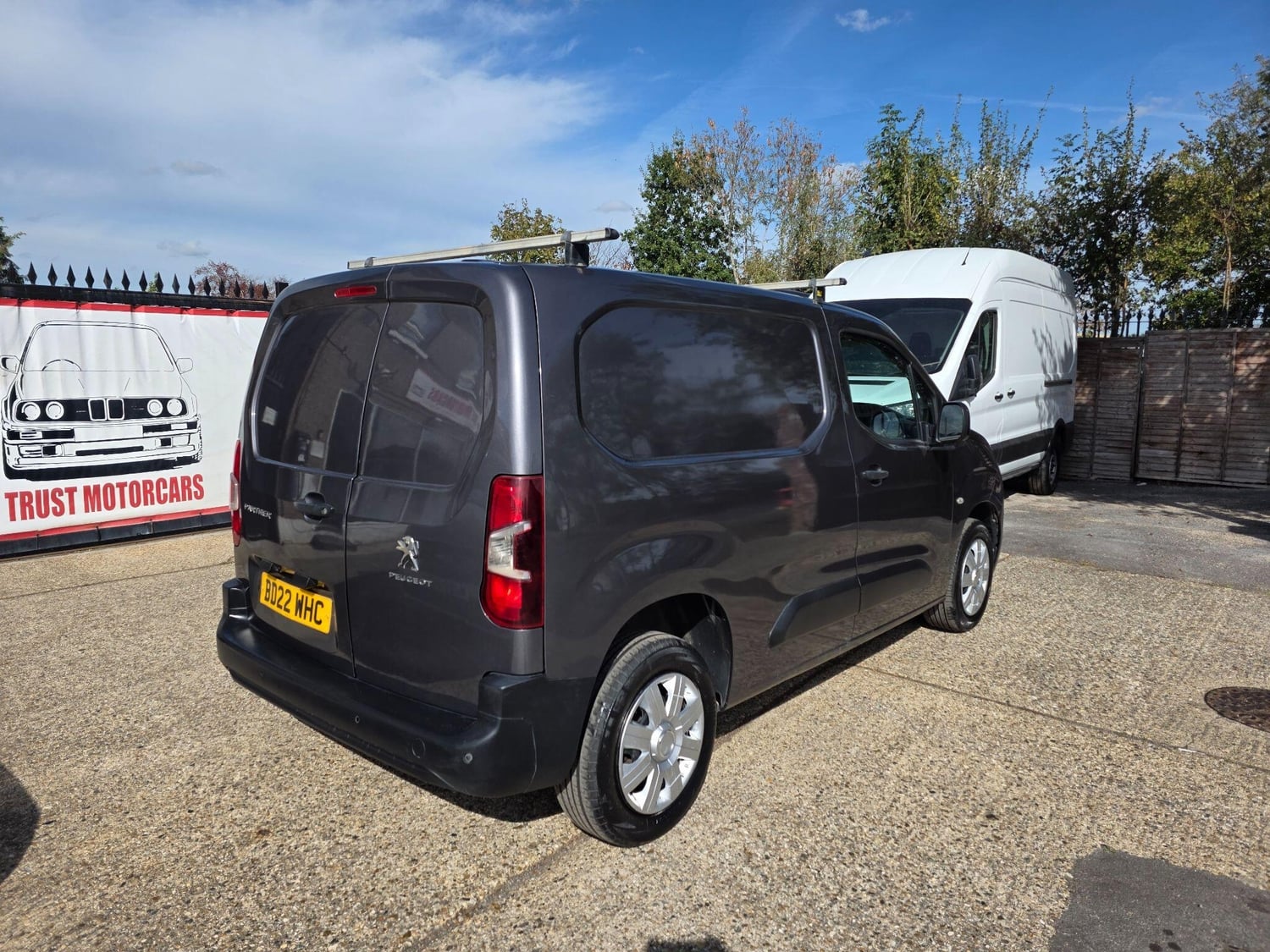 [ berth ]Peugeot Partner
