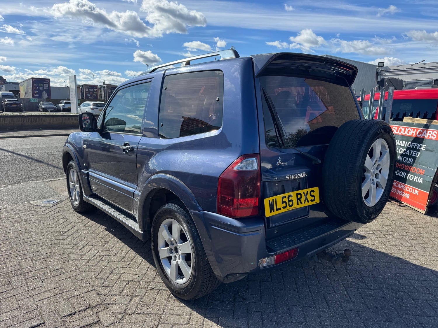 [ berth ]Mitsubishi Shogun