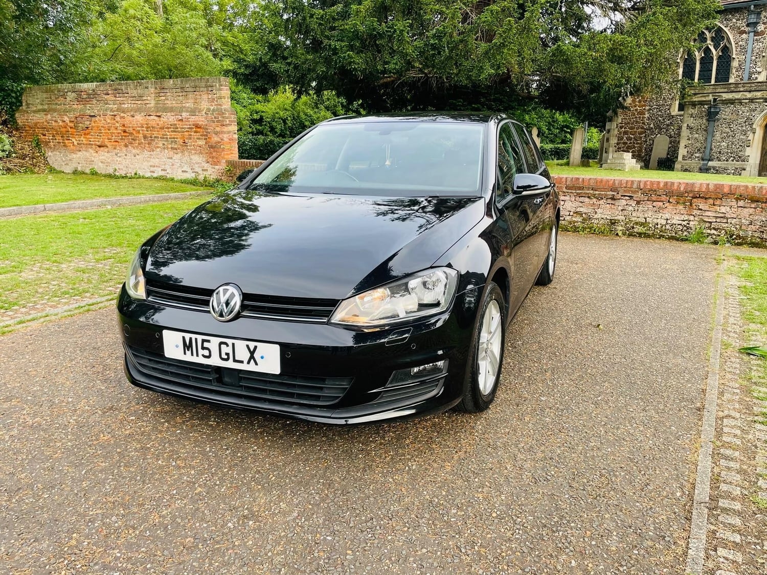 Volkswagen Golf 2017 - Cars in Slough