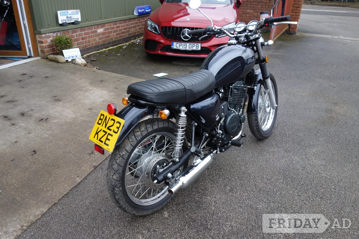 [ berth ]Mash Motorcycles 