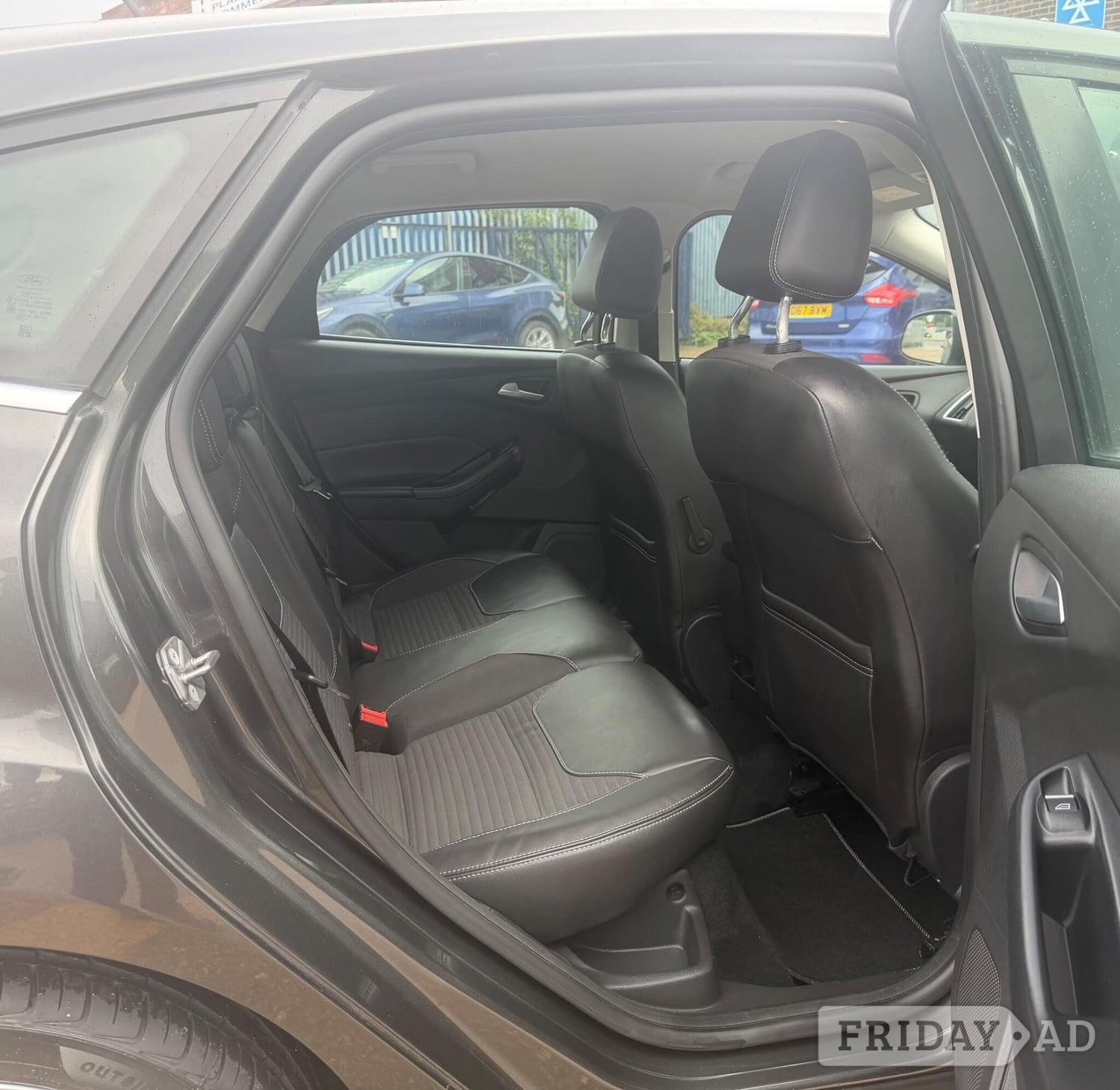 [ berth ]Ford Focus